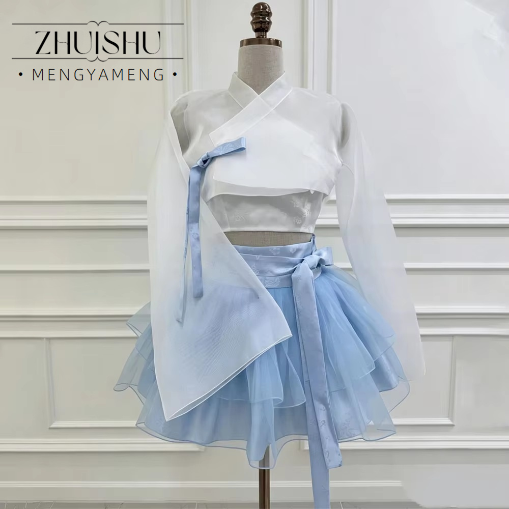 Modern Korean Lifestyle - Modernes Blau-Weißes 3-teiliges Kurzes Konzert-Hanbok, Trägerloses